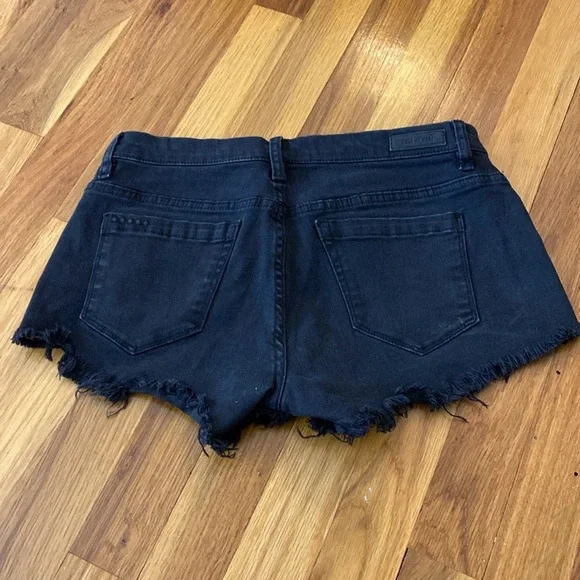 Blank NYC Women’s Black Denim Shorts Size 26